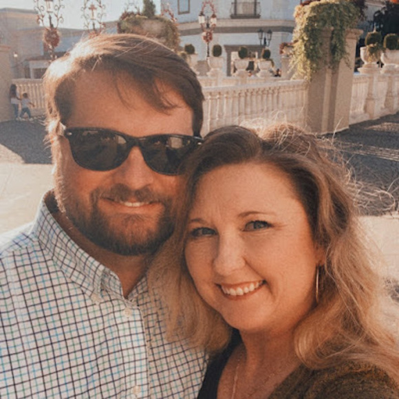 Meet your Posher, Jodie - Picture 1 of 1